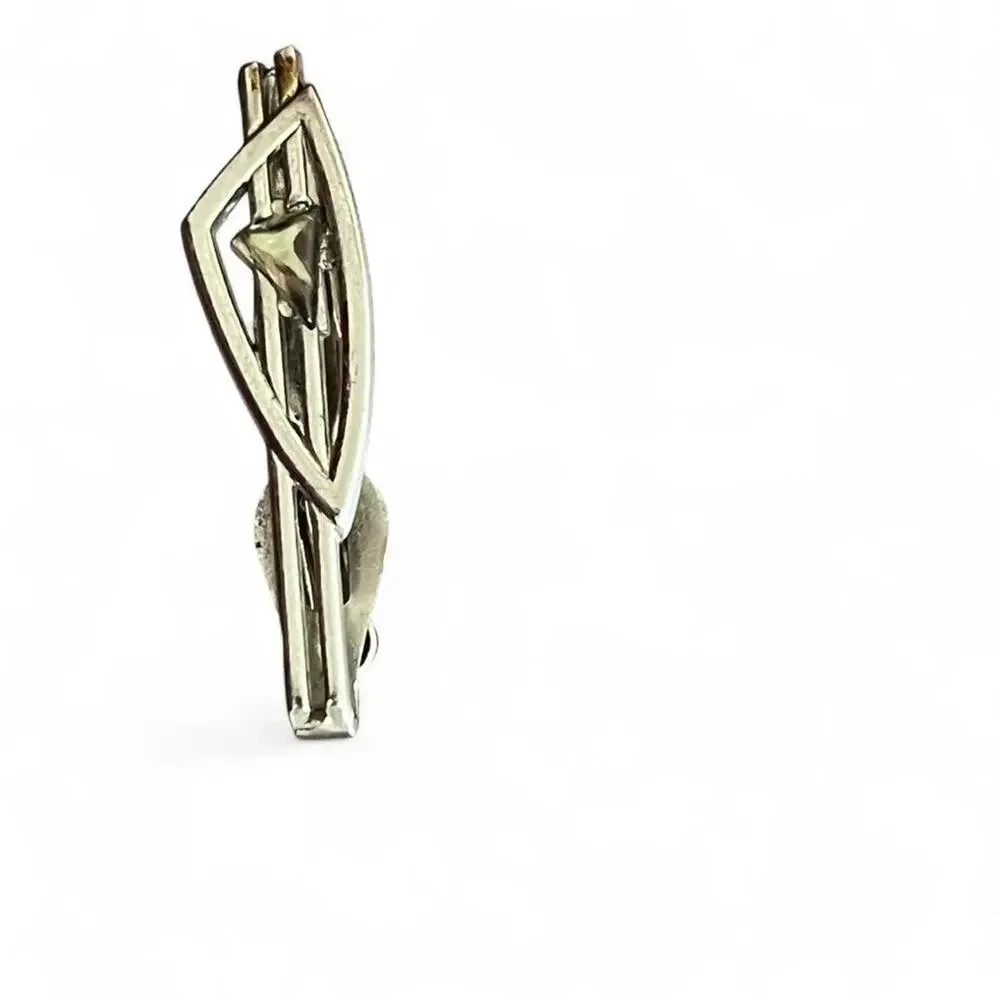 unbranded silver tie
